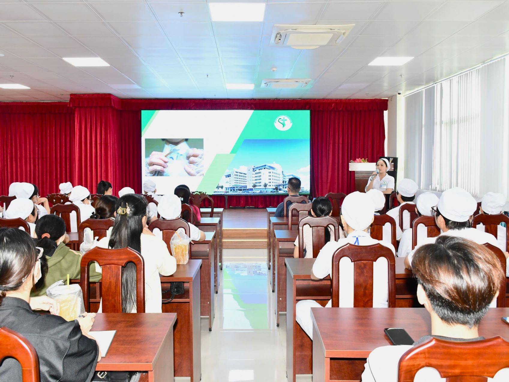 HỘI THẢO CHUYÊN ĐỀ ĐIỀU DƯỠNG - HỘ SINH - KỸ THUẬT Y 30/09/2025