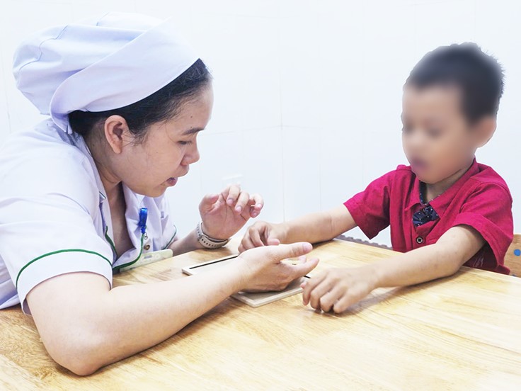 [TIN BÁO CHÍ] ĐỒNG HÀNH CÙNG TRẺ TỰ KỶ QUA PHÒNG KHÁM CHUYÊN BIỆT