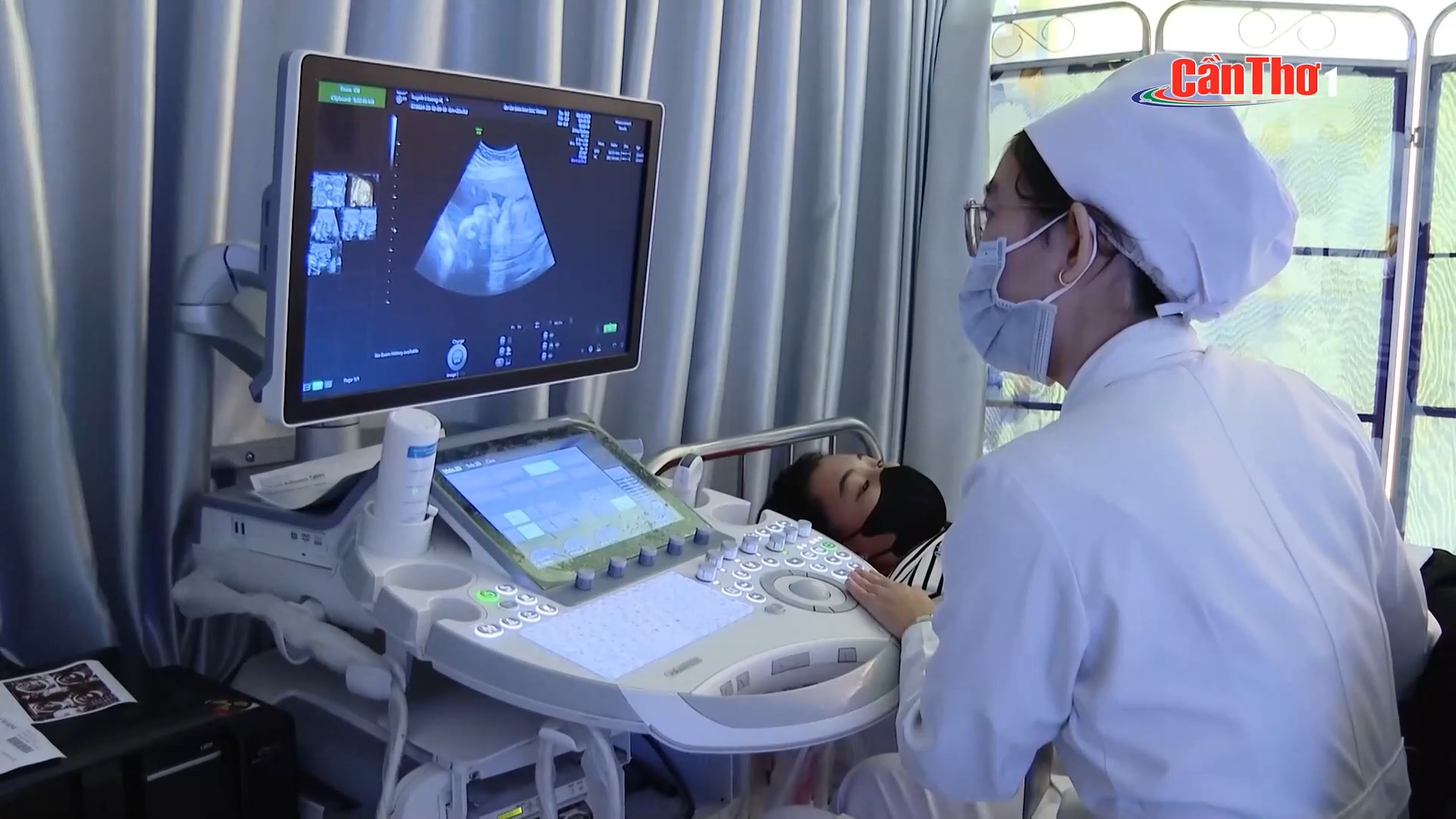 BẢN TIN CẦN THƠ TV: SÀNG LỌC TRƯỚC SINH - LÁ CHẮN ĐẦU TIÊN CHO SỨC KHỎE TRẺ EM