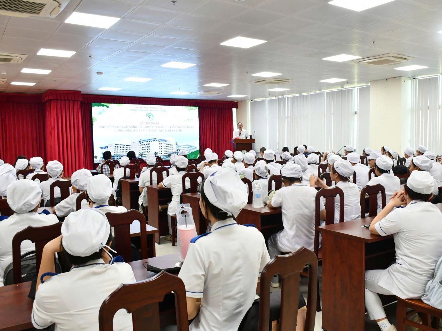 TIẾP NHẬN 101 SINH VIÊN ĐIỀU DƯỠNG CAO ĐẲNG CỘNG ĐỒNG SÓC TRĂNG ĐẾN THỰC TẬP 