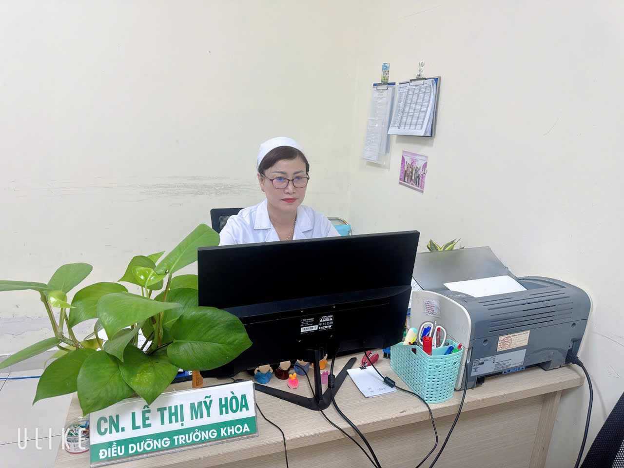 GƯƠNG SÁNG HỘ SINH: ĐIỀU DƯỠNG TRƯỞNG LÊ THỊ MỸ HÒA 
