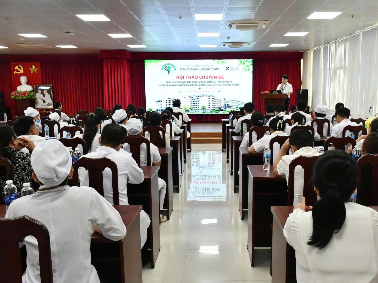 HỘI THẢO CHUYÊN ĐỀ "SỬ DỤNG KHÁNG SINH HỢP LÝ TRONG KỶ NGUYÊN ĐA KHÁNG THUỐC"